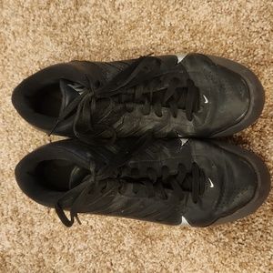 Nike Men's Football Cleats, size 9
